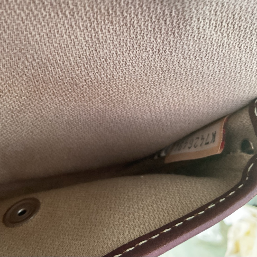 DOONEY AND BOURKE Stylish Beige with Brown Accent COIN POUCH - Picture 4 of 4